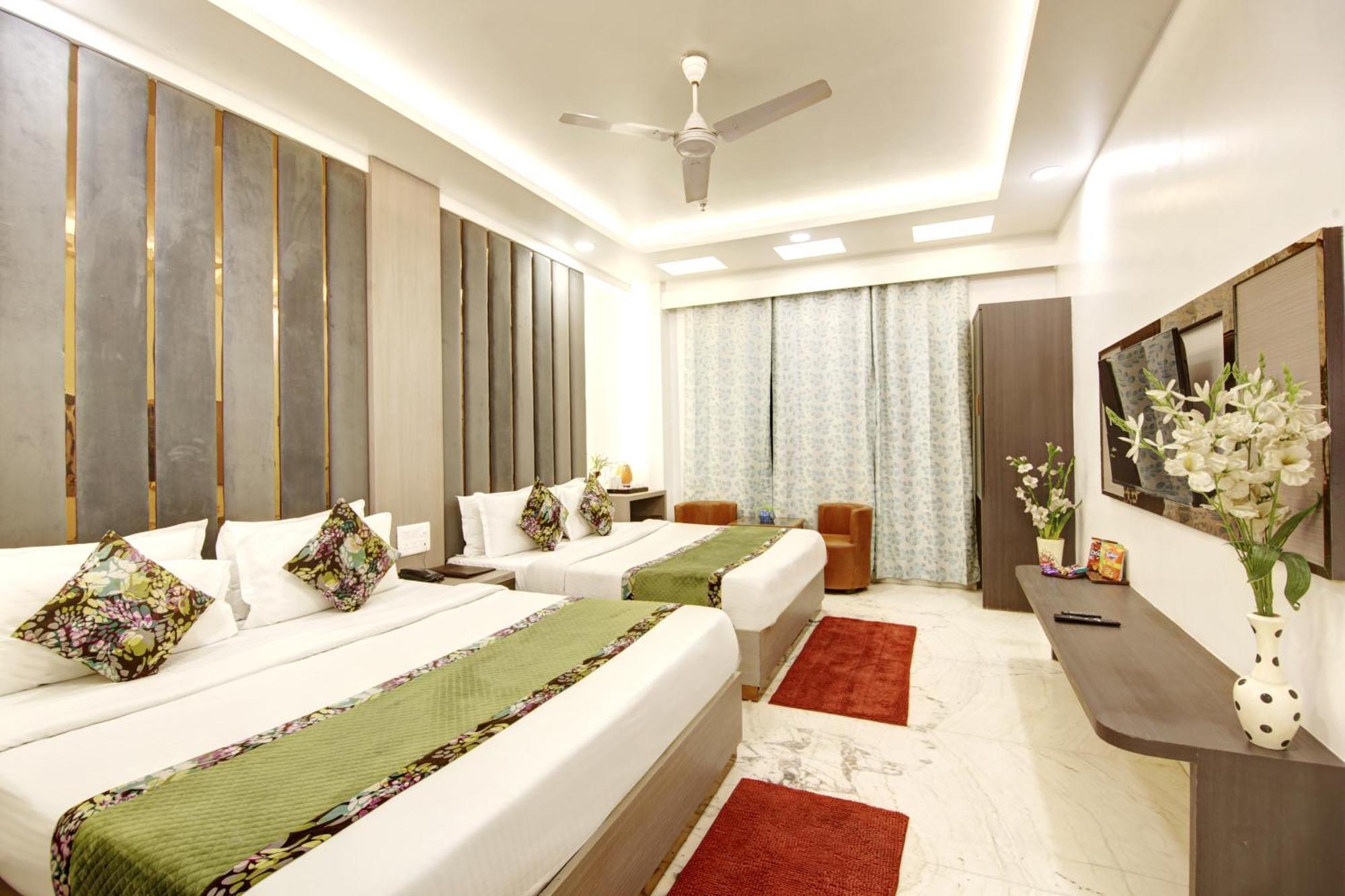 Hotel All Iz Well-By Haveliya Hotels- Traveller'S Choice Award Winner 2025 New Delhi Exterior photo