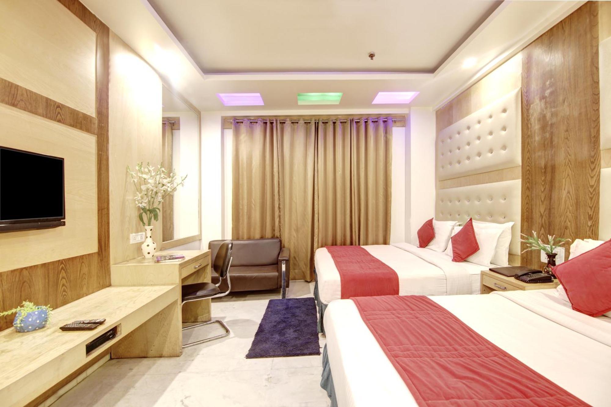Hotel All Iz Well-By Haveliya Hotels- Traveller'S Choice Award Winner 2025 New Delhi Exterior photo